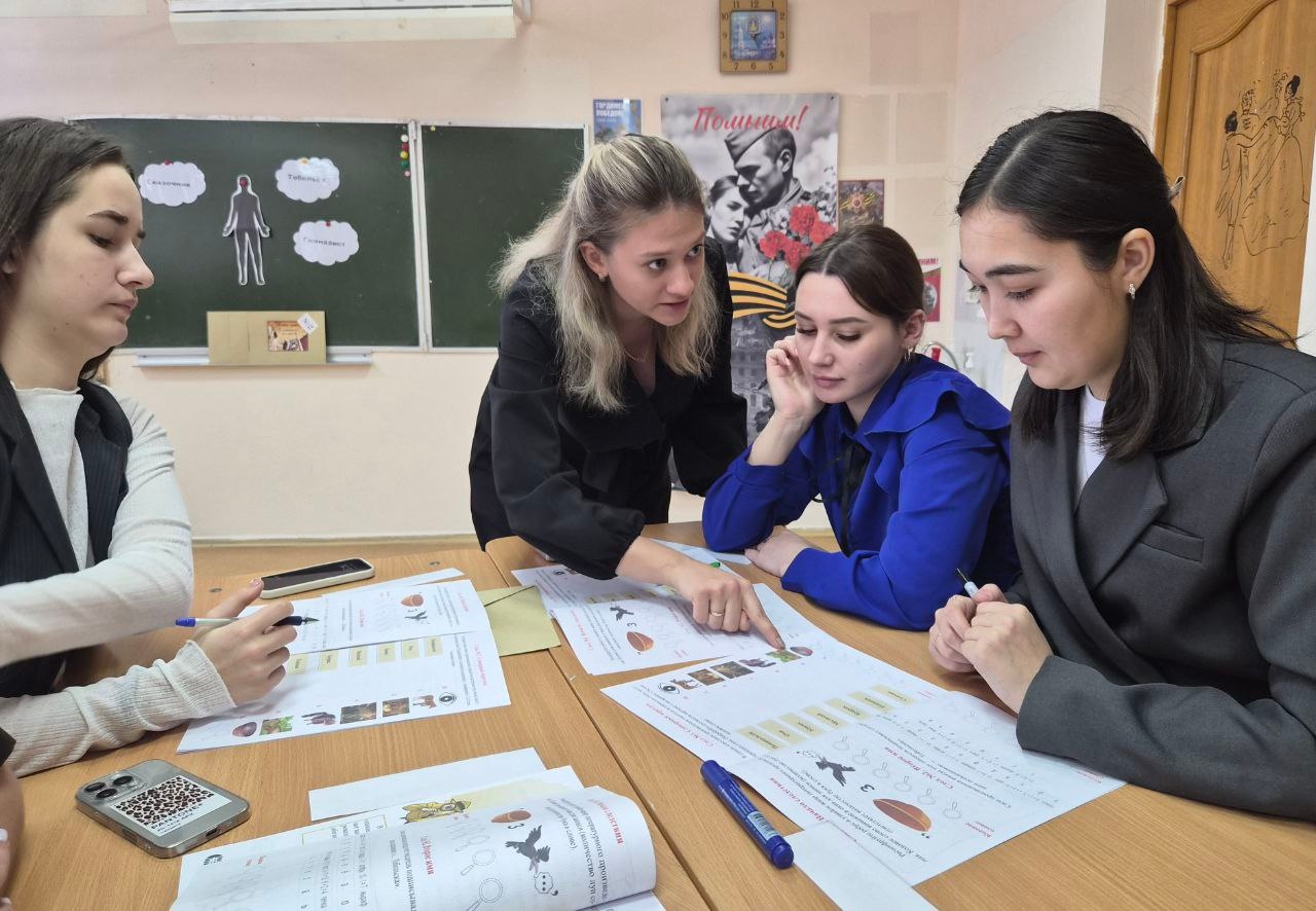 Познавательно-образовательный тур молодых педагогов Тобольского муниципального округа: первая остановка в Прииртышской школе